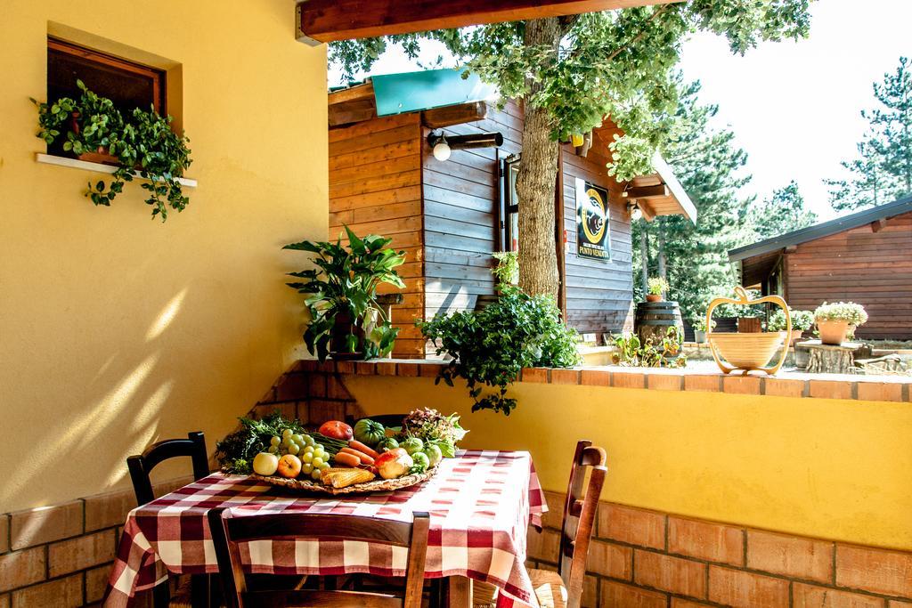 La Taverna Dei Briganti Hotel Cotronei Luaran gambar