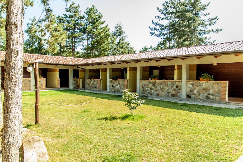 La Taverna Dei Briganti Hotel Cotronei Luaran gambar