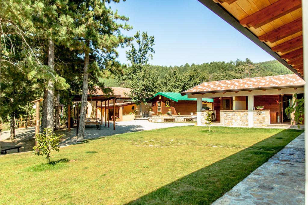 La Taverna Dei Briganti Hotel Cotronei Luaran gambar